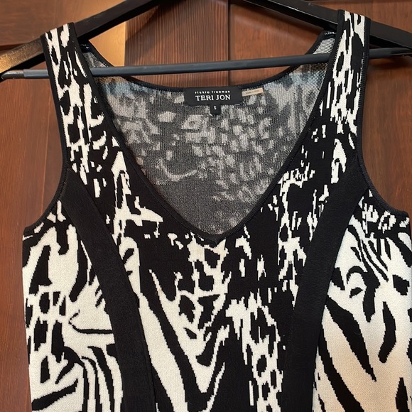 Teri Jon cocktail dress/bodycon style - Picture 2 of 5